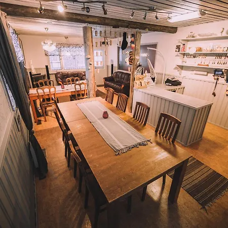 Pellon Helmi Cottages * 펠로